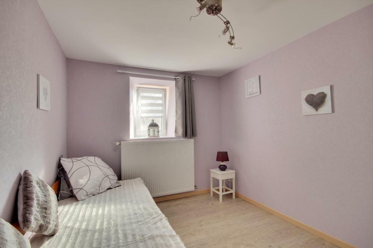 Le 1602 * Saint-Nabor