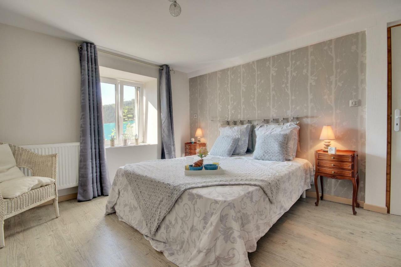 Le 1602 * Saint-Nabor